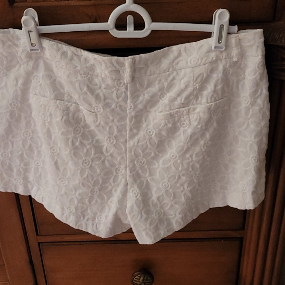 Shorts - Picture 4 of 7